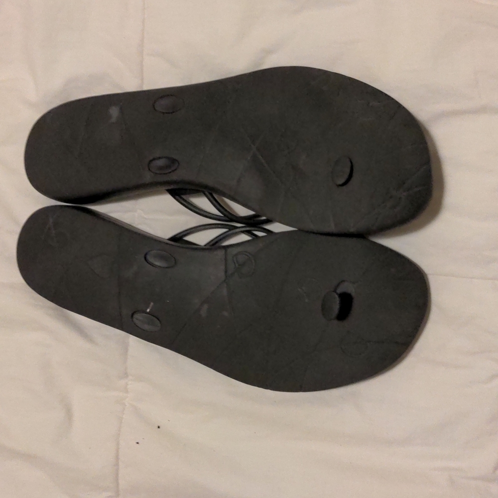 Flip Flops - Picture 2 of 2